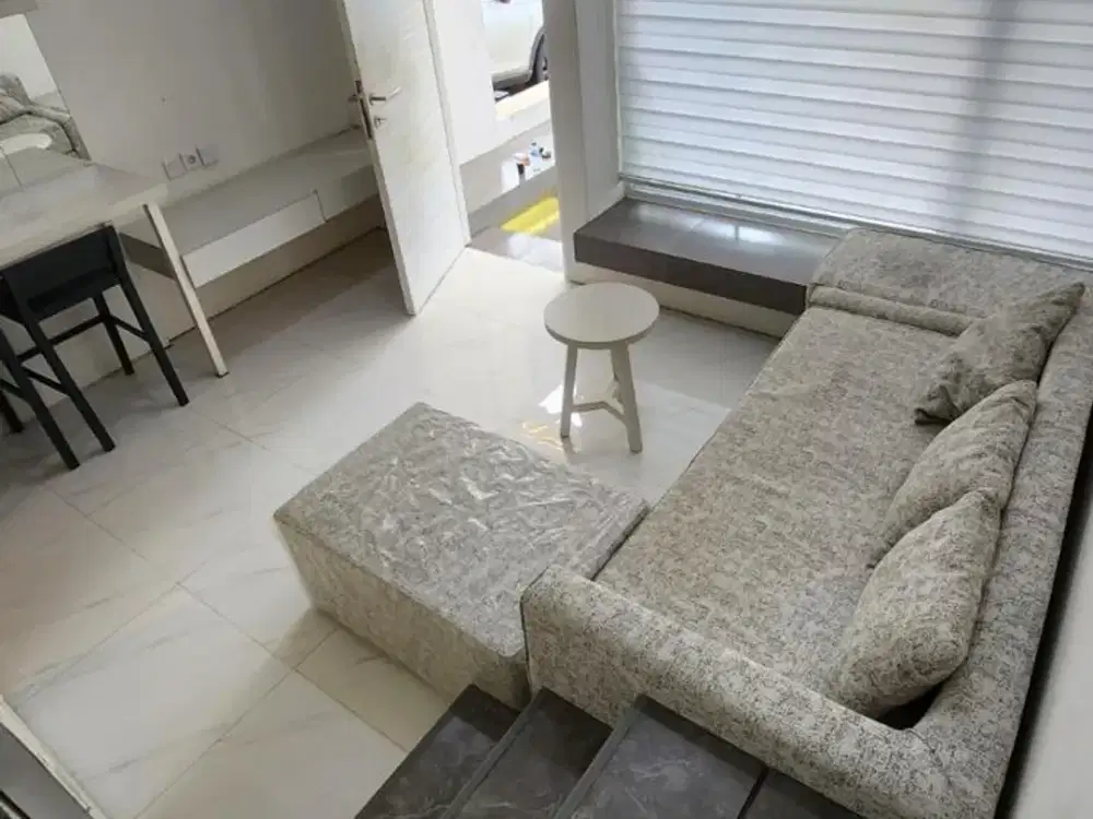 Rumah Bagus Semi Furnish 2 Lantai di Tabebuya inspirahaus