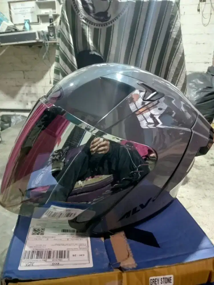 helm alv ultron pro