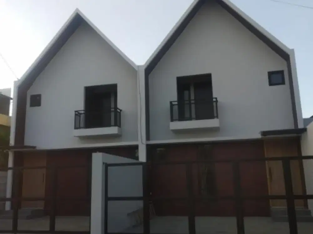 Rumah Kutisari Indah  NEW GRESS MINIMALIS SCANDINAVIAN DESIGN Row 3.5 mobil Hadap Barat