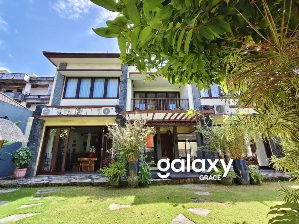 VILLA MODERN TROPIS DI SUDAMALA SANUR DENPASAR