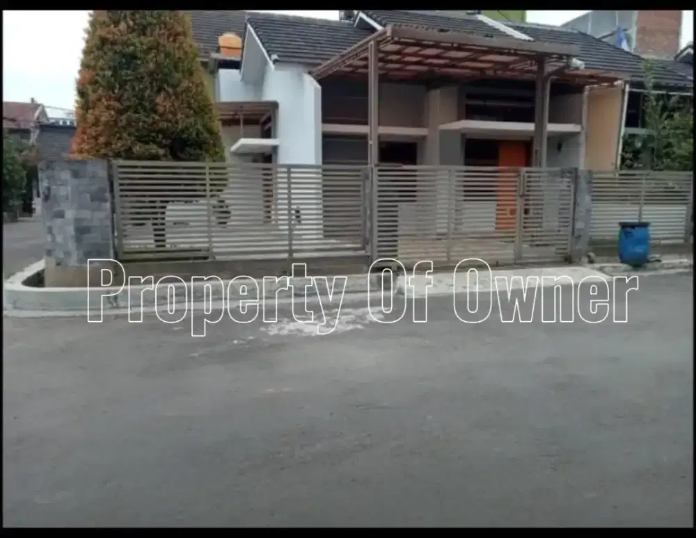 DISEWAKAN RUMAH SIAP HUNI LINGKUNGAN NYAMAN COCOK UNT KNT/DIHUNI