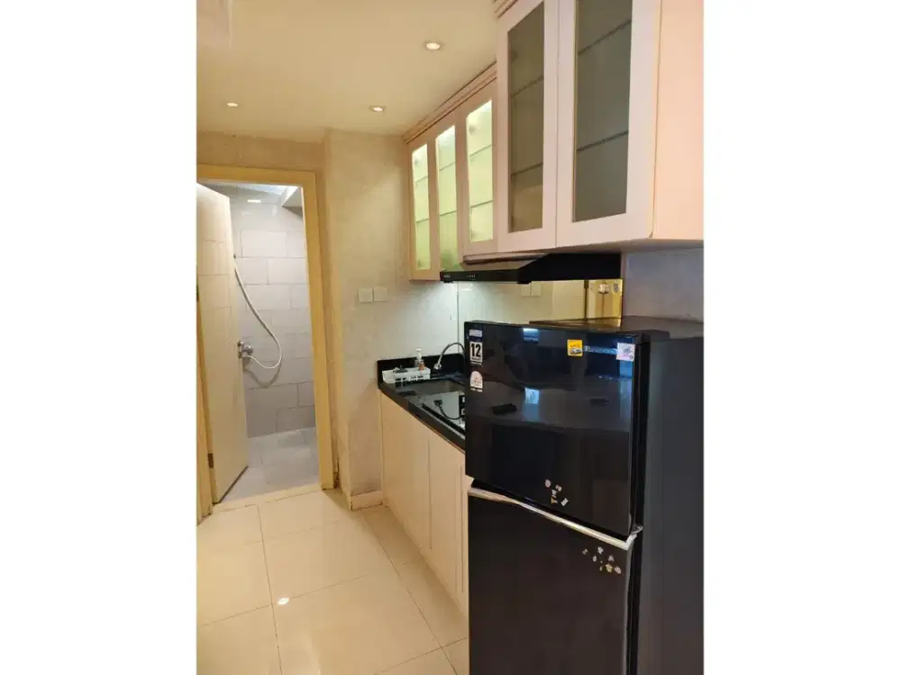 Disewakan Apartemen benson 2 BR full furnish lantai 9