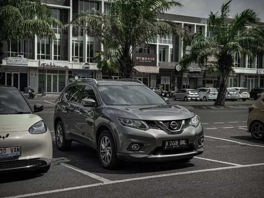 NISSAN XTRAIL XT 2.5 2018 NIK 2017 bisa TT dengan CRV 2015