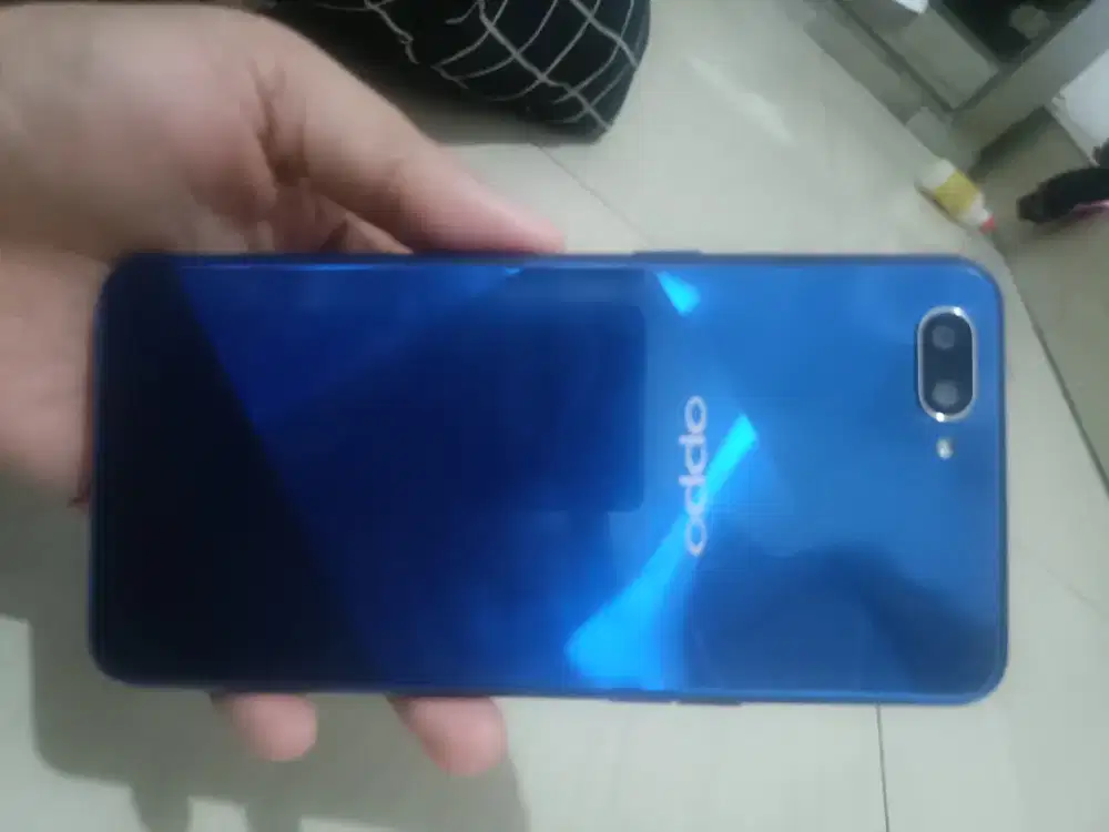 Dijual Oppo A3s second layat retak