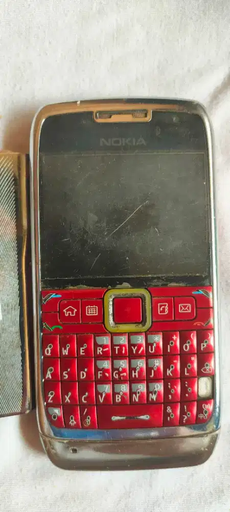 Bahan Hp Nokia E71 mesin oke