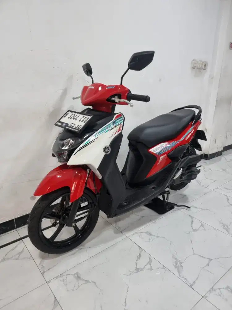 Yamaha Gear 125 Bluecore LED Fi 2025 bln 3 Gress mulus