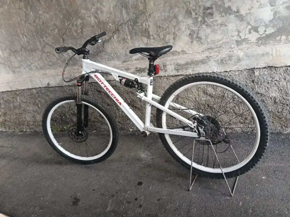 Sepeda MTB Bottecchia