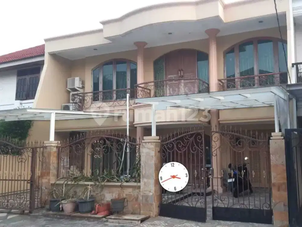 Jual Cepat.... Rumah 2 Lantai 5 Kamar Siap Huni... di Janur Elok Kelapa Gading