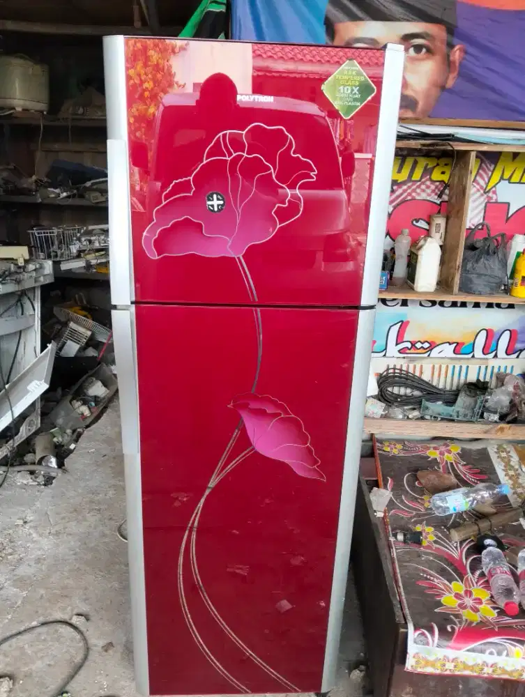 Jual kulkas 2 pintu merk polytron