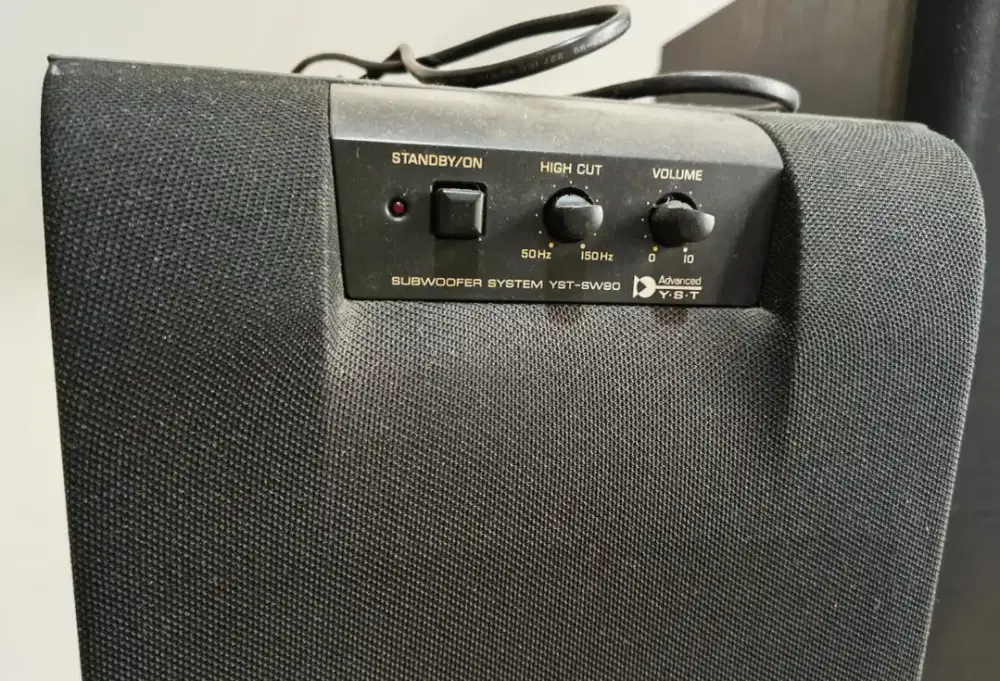 Yamaha YST SW90 SUB WOOFER