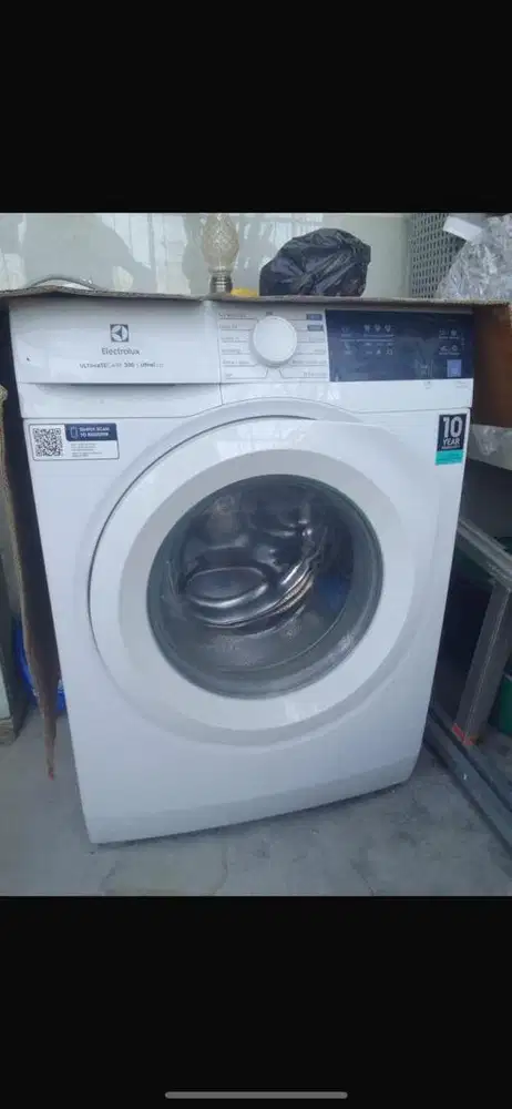 MESIN CUCI ELECTROLUX BEKAS