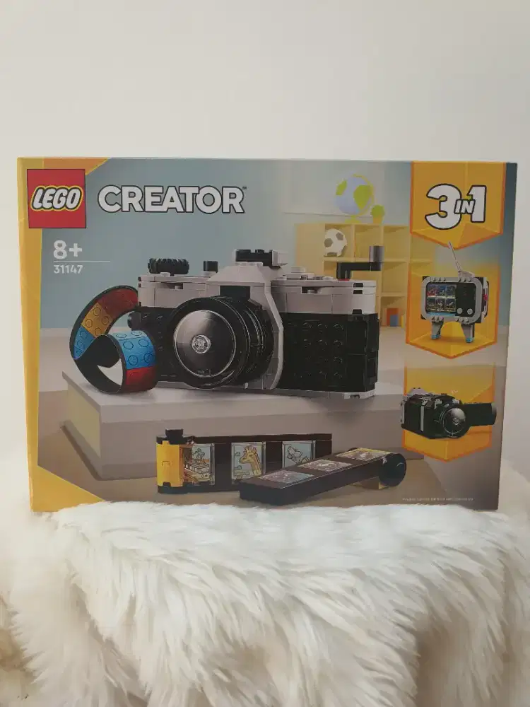 LEGO Creator 3-in-1 Retro Camera (31147)