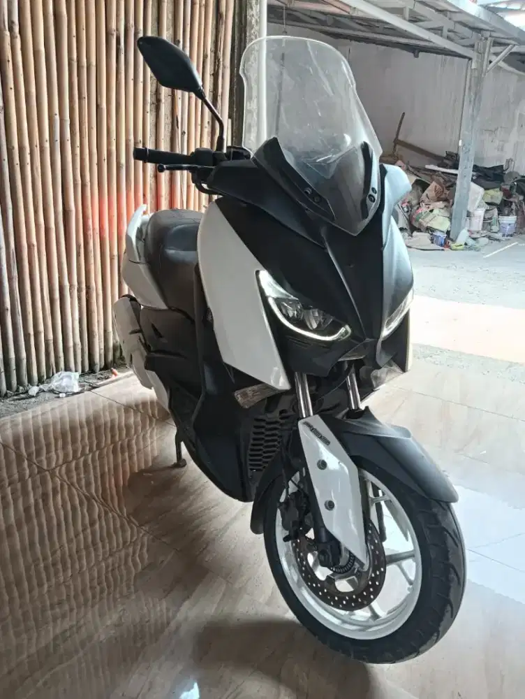 Yamaha Xmax 250cc