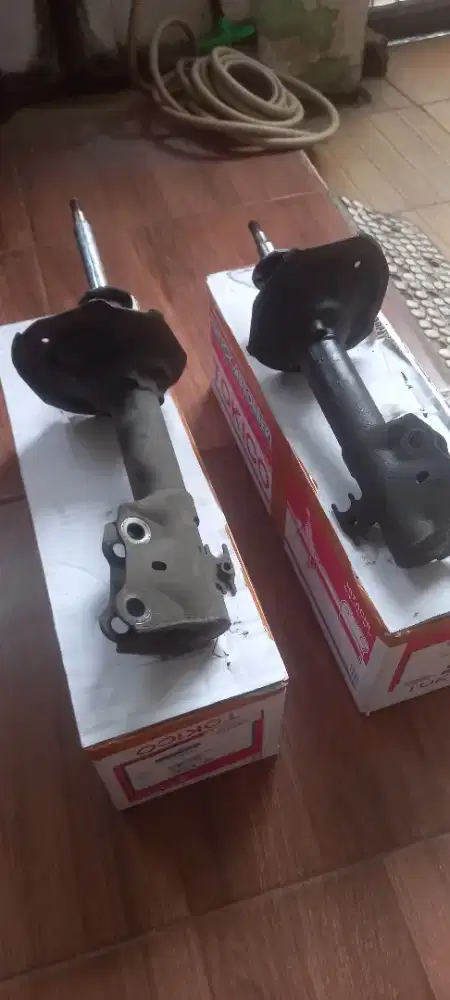Shockbreaker depan Vios