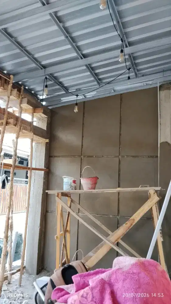 Jasa tukang kayu dan batu