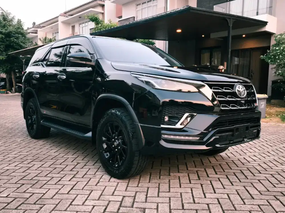 Toyota fortuner GR 2.8 2023