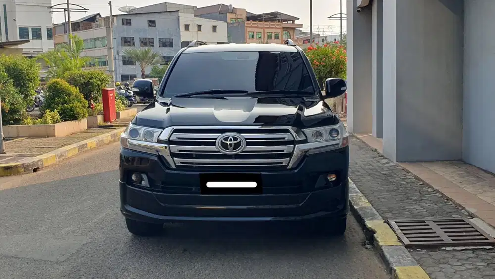 Km 83rb toyota land cruiser lc vx200 awd 4x4 2008 hitam