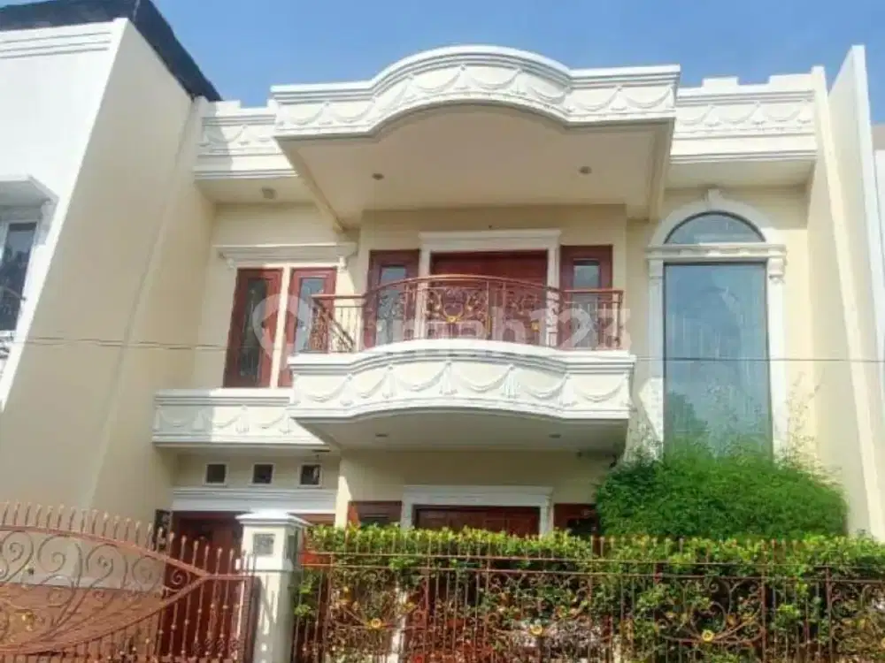 Jual Cepat........Rumah Cantik Mewah......4 Kamar Tidur....Bebas Banjir di Villa Permata Gading Kelapa Gading