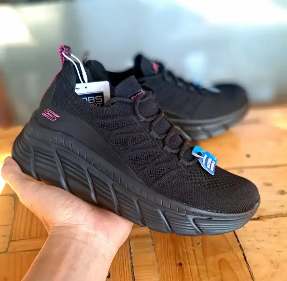Sepatu Wanita Skecers bobs hitam original size 36 Sale running lari