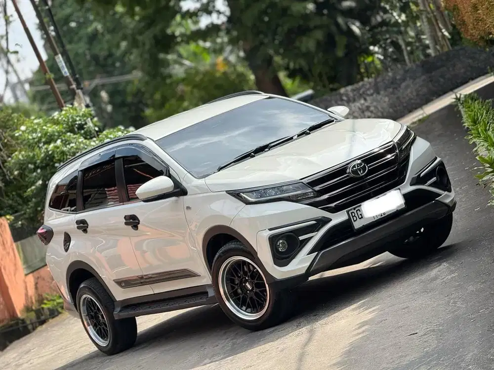 (KM 20 RB) Toyota Rush GR Sport 1.5 Matic 2024/2023 BG Kota Tg1 ANTIK