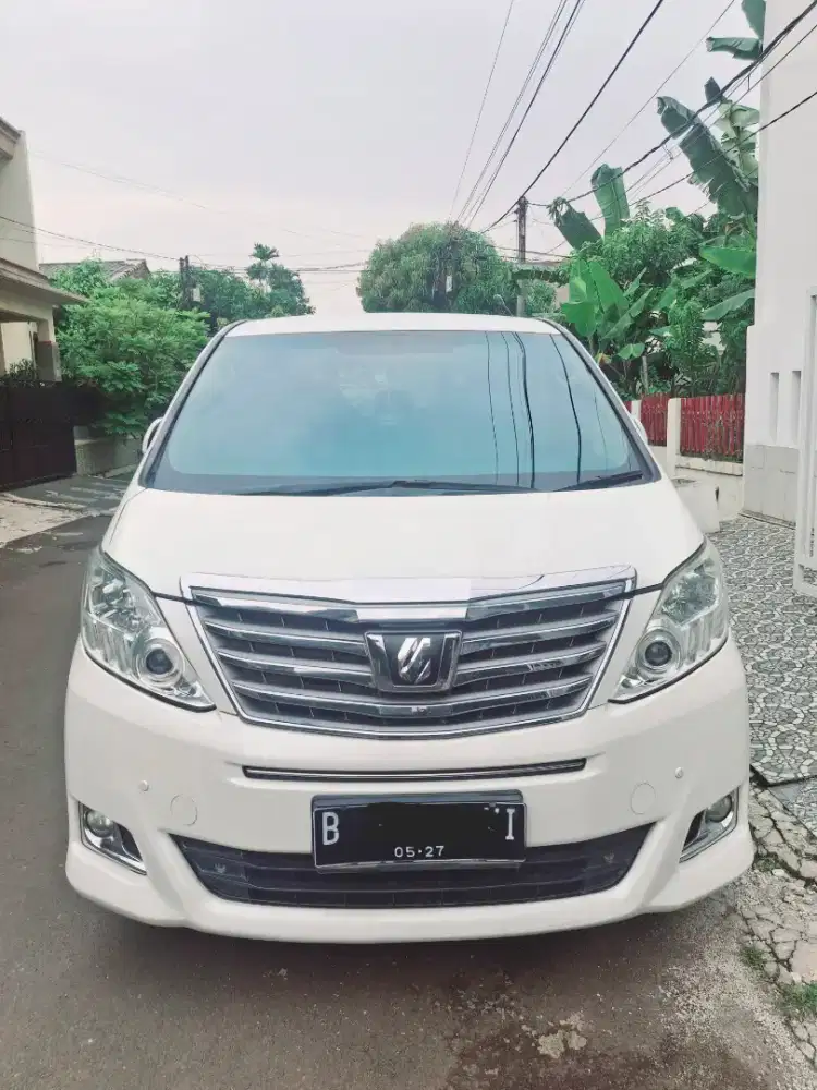 Dijual Toyota Alphard 2.4cc AT 2013 Prima Pajak ON