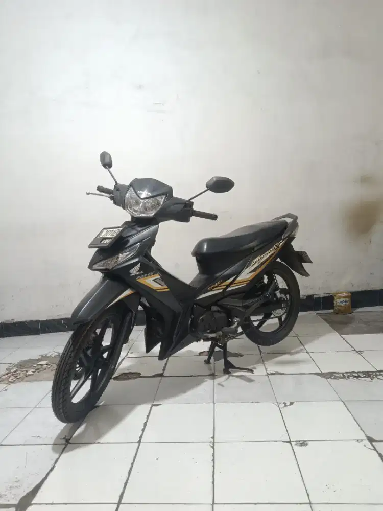 Honda supra x 125 2023 mulus