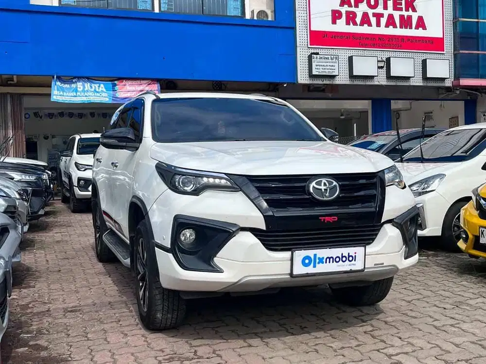 FORTUNER 2.4 4X2 TRD SOLAR AT 2018