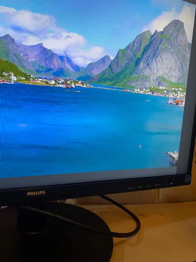 Jual Monitor Philips 22IV8A (221V8A) 21.5” Full HD 75Hz | HDMI