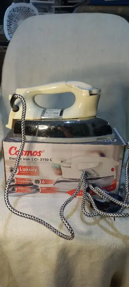 Setrika Cosmos CI 3150 C