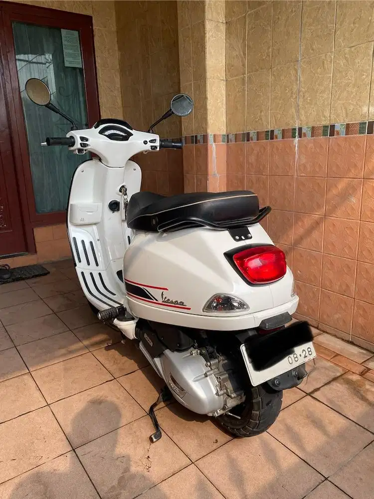 FOR SALE VESPA S 125 I-GET 2023 WHITE INNOCENZA