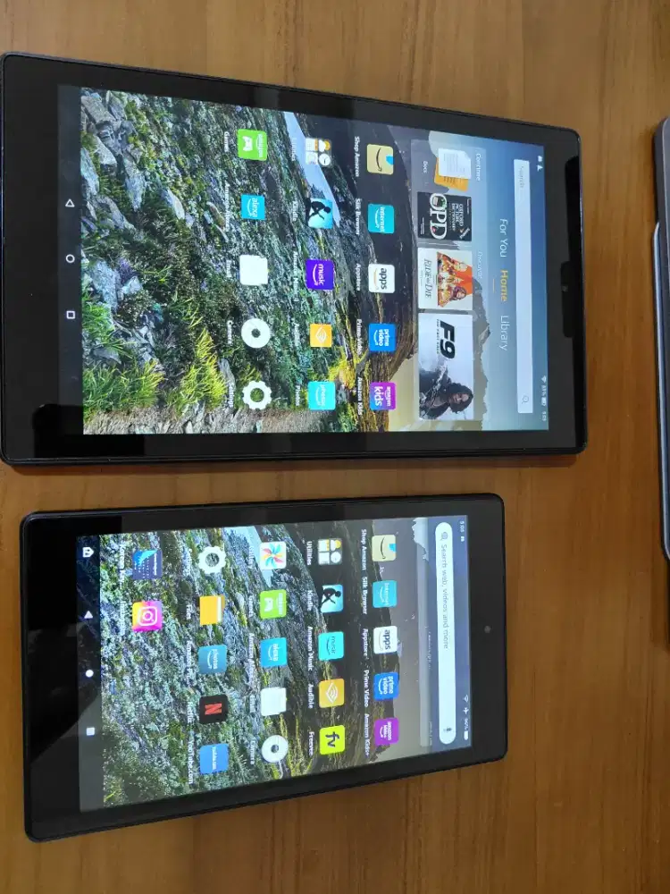Dijual Paket 2 Tablet Amazon Fire HD 10 (Gen 7) & Fire HD 8 (Gen 8)