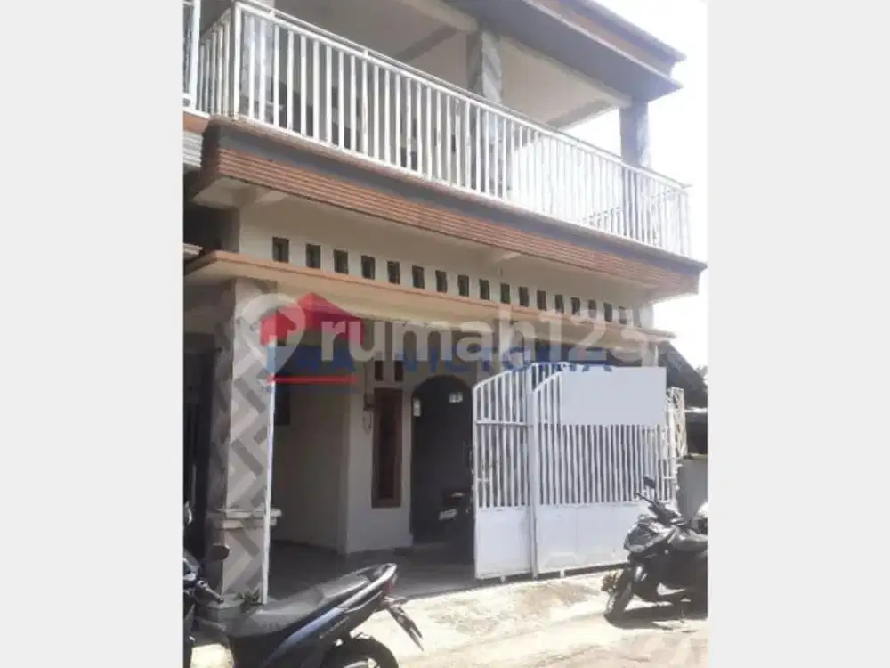 Rumah DIJUAL Daerah Mojoroto Kediri bebas banjir 1 menit dari Taman Sekartaji, 2 menit dari Pasar Bandar, SMAN 1,2,7 Kota Kediri, SMAK ST Agustinus, S