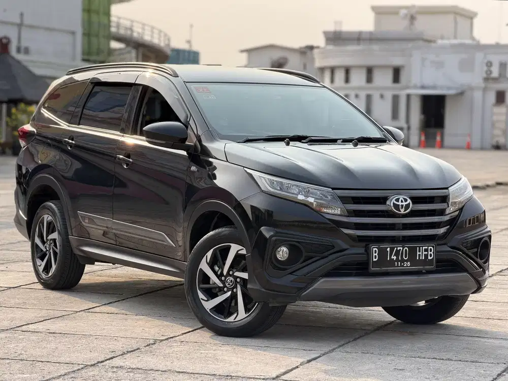 Toyota Rush GR AT 2021 Tangan Pertama