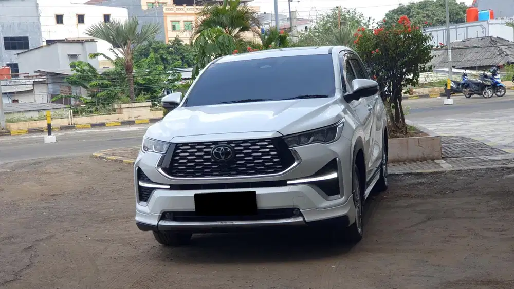 Km 2 ribu toyota kijang innova zenix q hybrid modelista tss 2026 putih