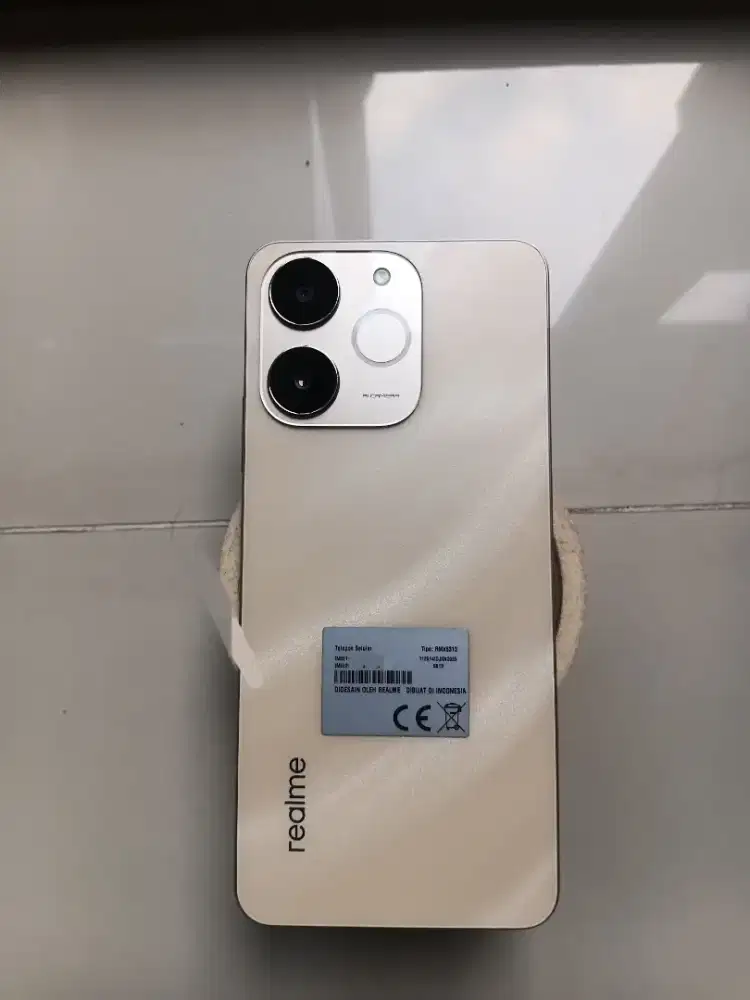 Realme note 70 4/128 mulus hp aja