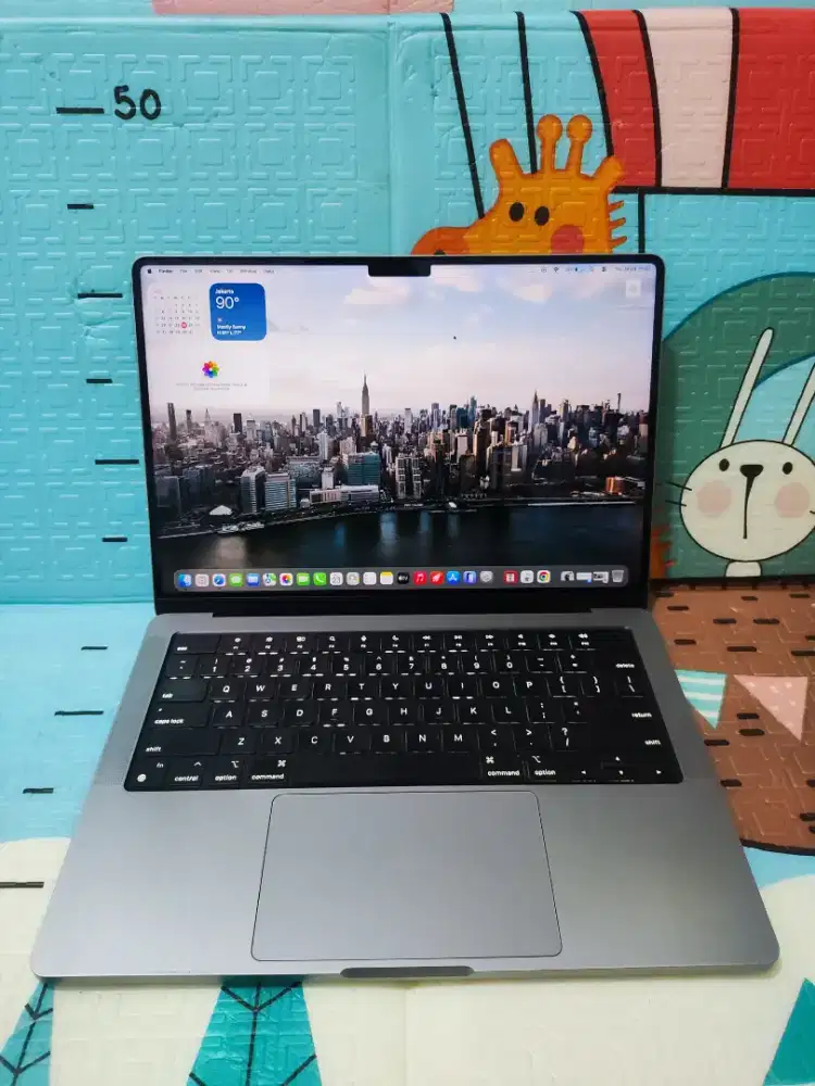 MacBook Pro M1 Pro Retina XDR 14 in 2021
Chip Apple M1 Pro
Ram16/512GB