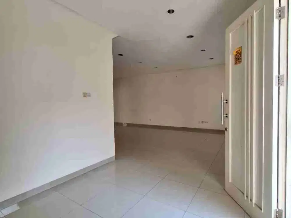 D sewa rumah golf lake