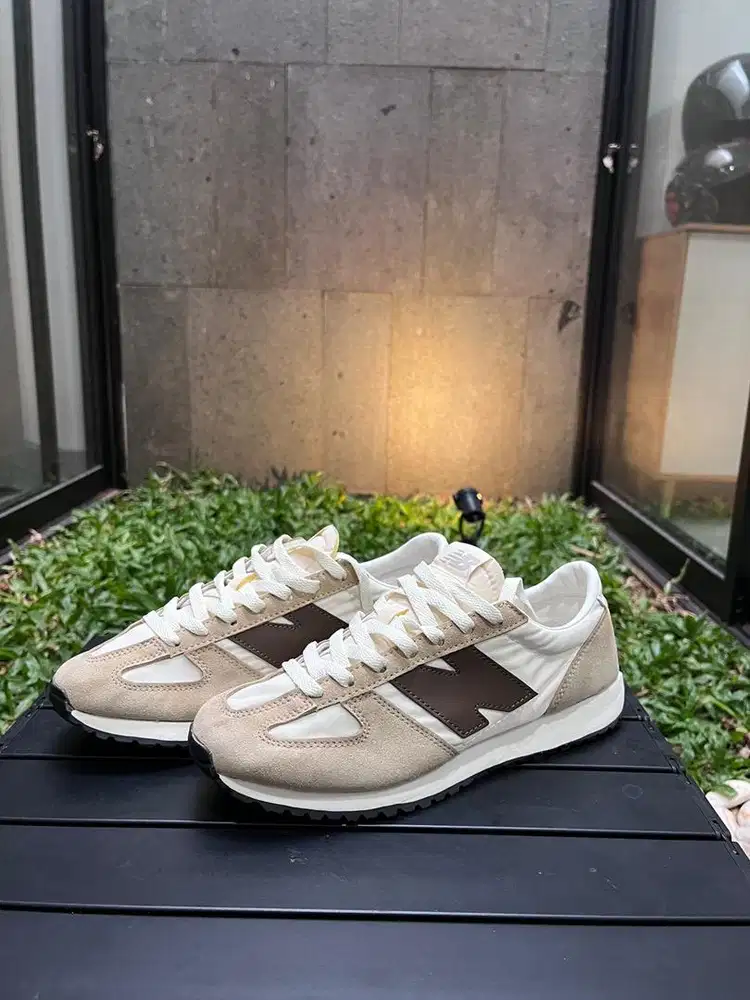Sepatu NB 471 size 42 / insole 26.5