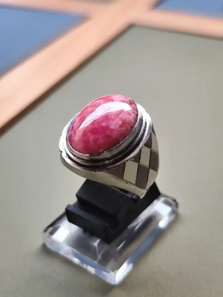 023 Batu Red Borneo dim 19*14*7 (est) ring monel sj 9 (est)