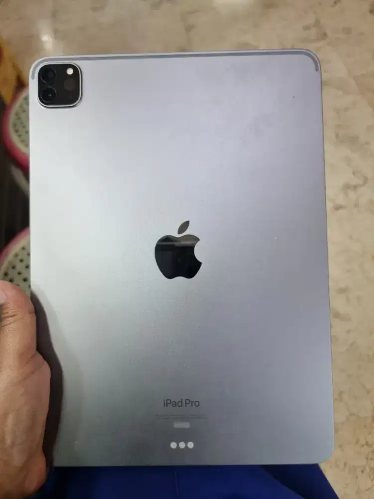 Ipad pro m2 baca iklan