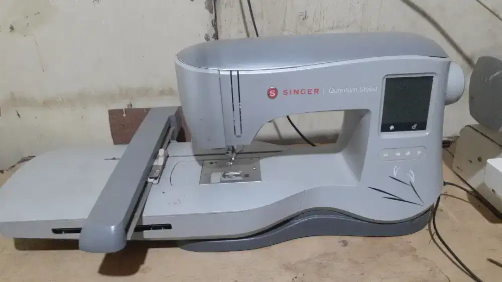 JUAL MESIN BORDIR SINGER EM200