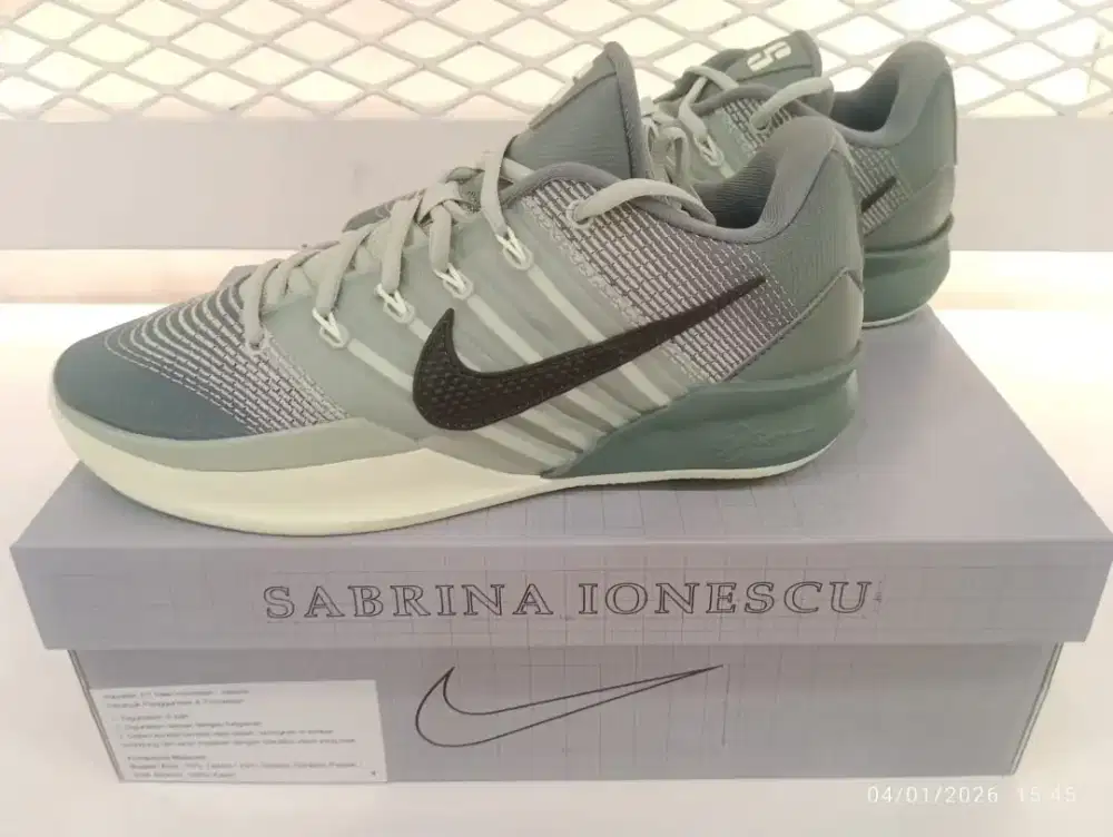 Sepatu Basket Sabrina 3