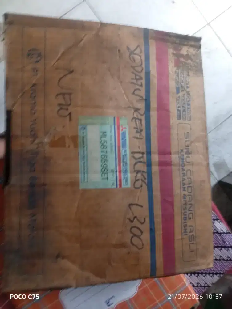 Kanvas rem belakang L-300