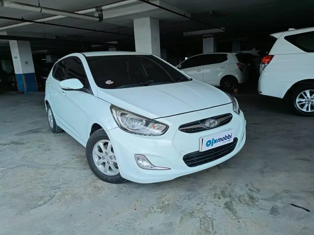 Hyundai Grand Avega 1.4 GL Bensin MT 2013
