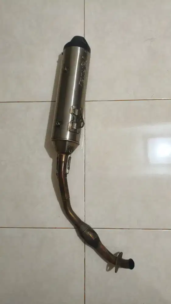 knalpot Rob 1 yamaha lexi 125 / aerox old