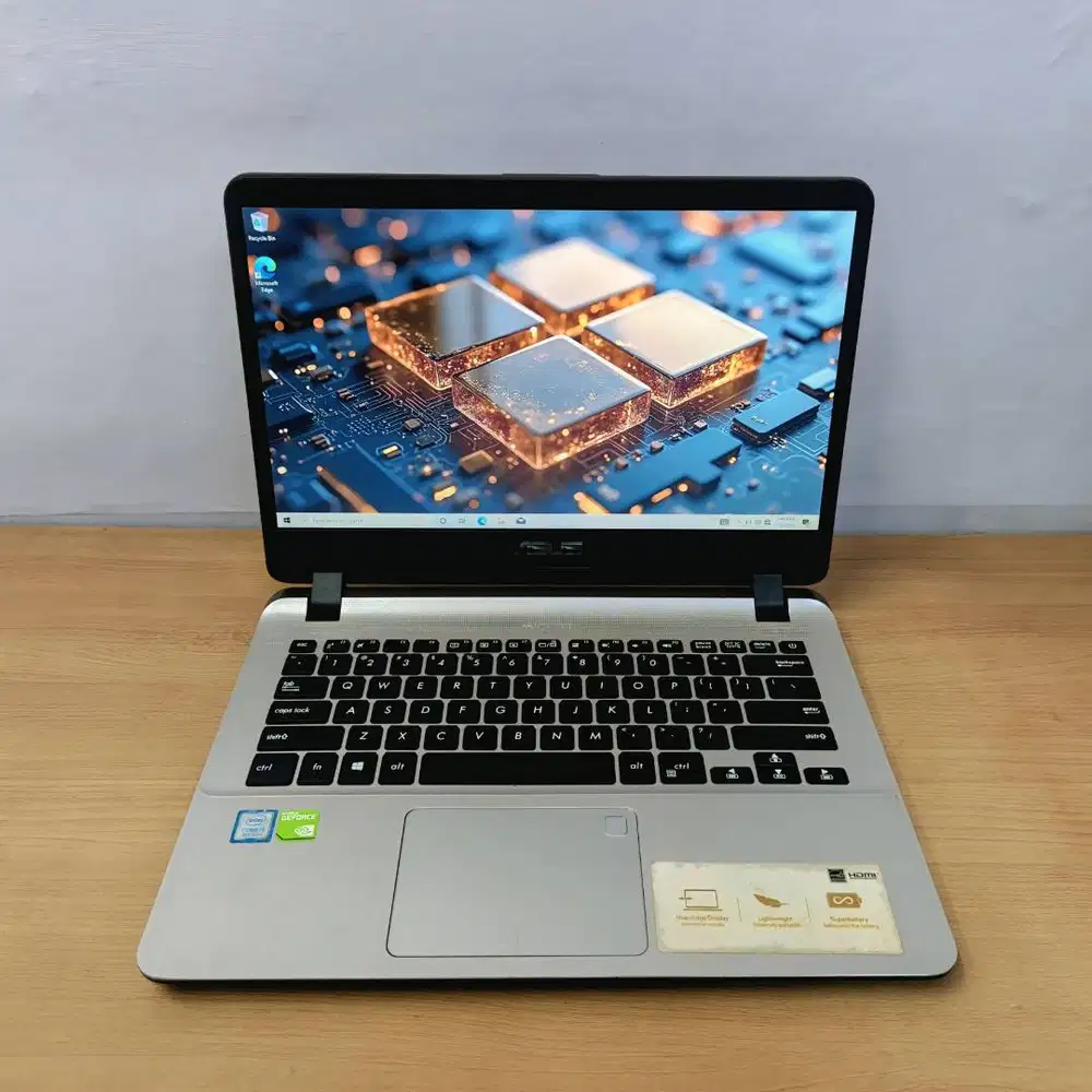 laptop asus vivobook core i5 gen 8th 8GB/256GB SSD Nvidia Geforce MX11
