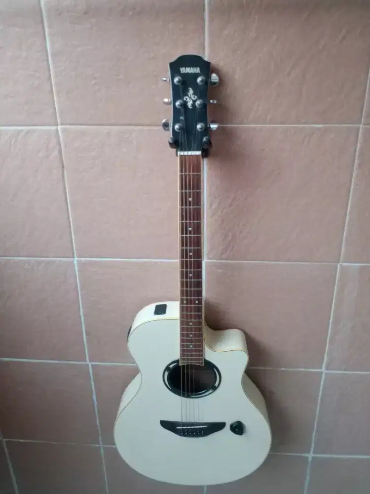 Jual gitar akustik Yamaha apx tipe 500II
