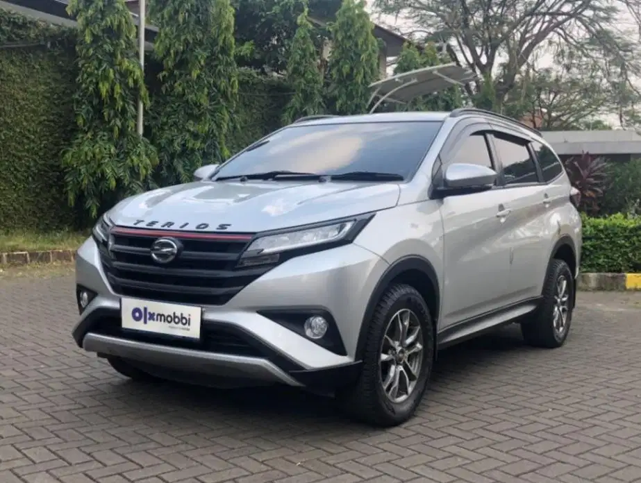 TDP 10 JT Daihatsu Terios 1.5 R Bensin-AT Silver 2018
