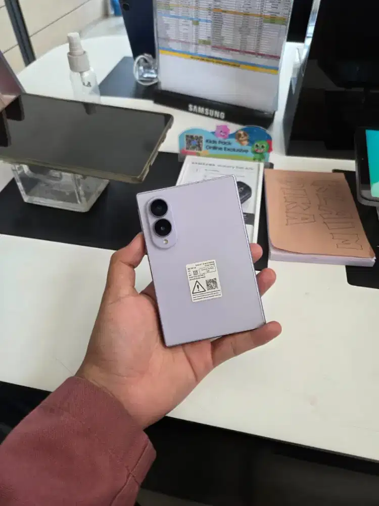 PRE ORDER KREDIT SAMSUNG Z FOLD 8 SERIES CUMA PAKAI KTP TANPA DP