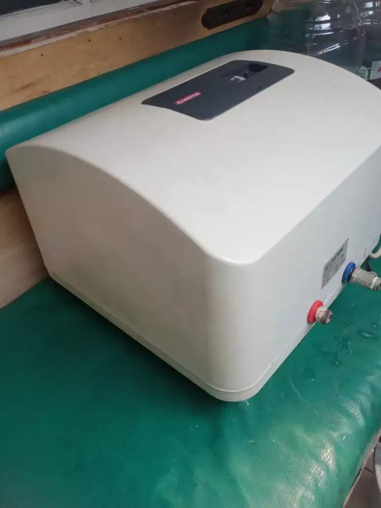 Jual water heater bekas jarang di pakai